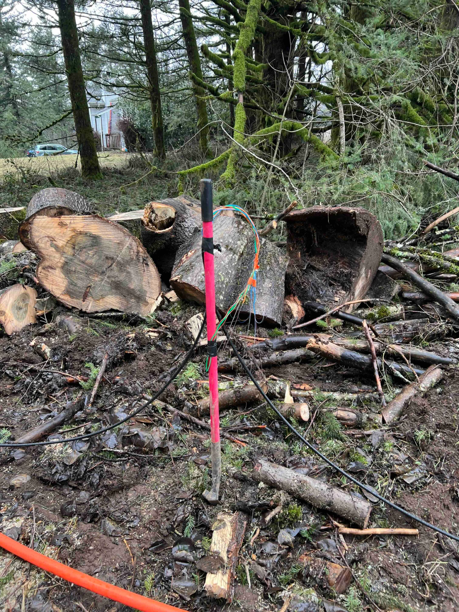 Fiber splice attached to a shovel
